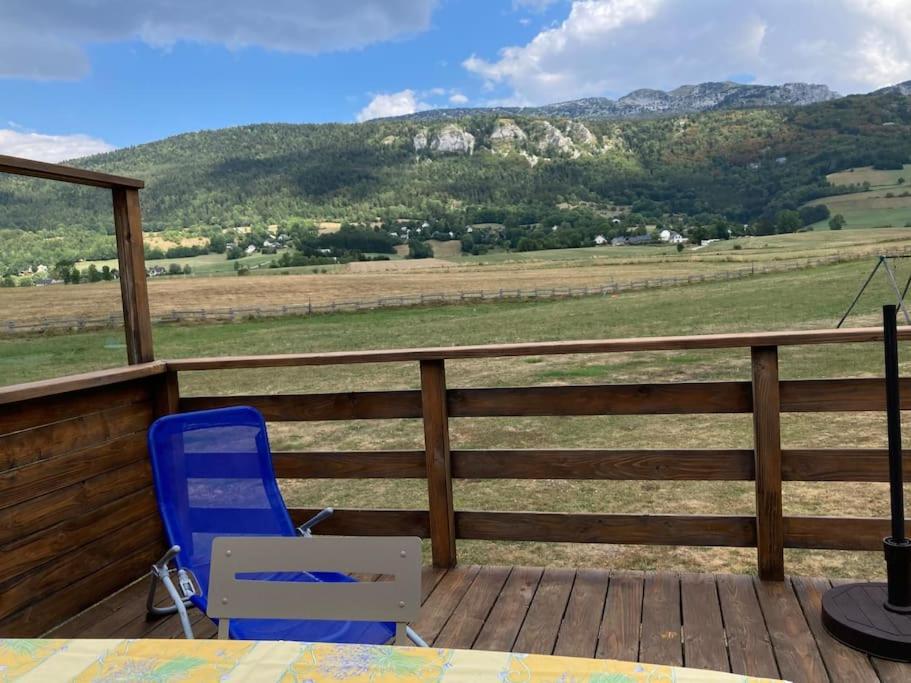 Chalet Cosy, Belle Vue, Dans Le Massif Du Vercors ลองส์ซองแวร์เคอร์ ภายนอก รูปภาพ